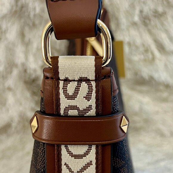 Michael Kors Maeve MD Pouchette (Brown) NWT - Picture 6 of 7